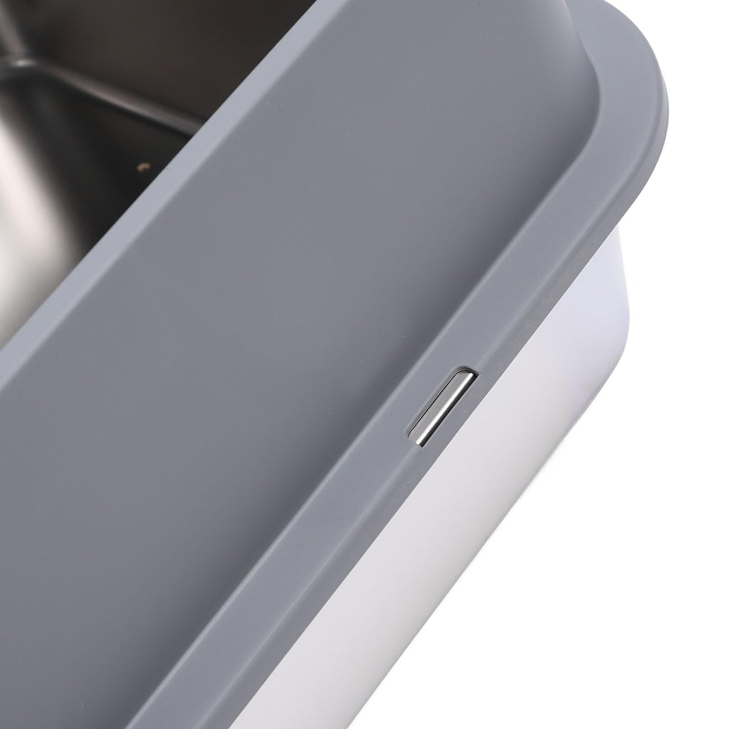 Stainless Steel Enclosed Litter Box with Lid Q761070