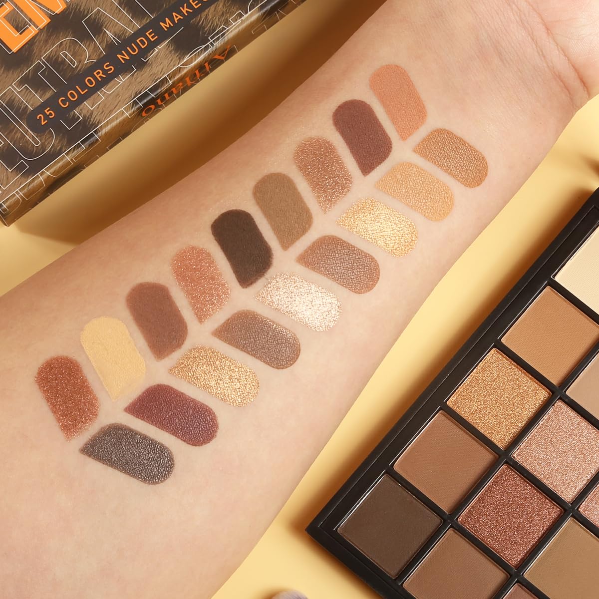 Nude Neutral Matte Shimmer 25 Shades Eyeshadow Palette D7867